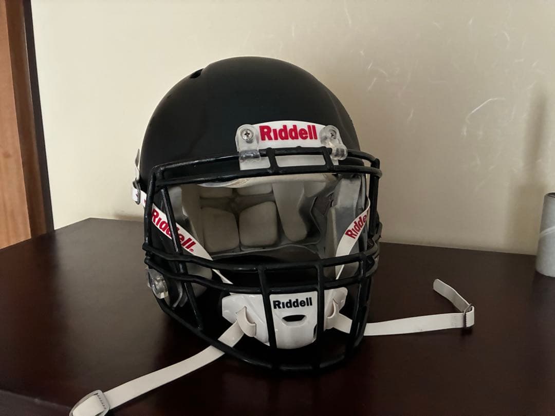 Riddell ブラック アメリカンフットボールヘルメット Lサイズ