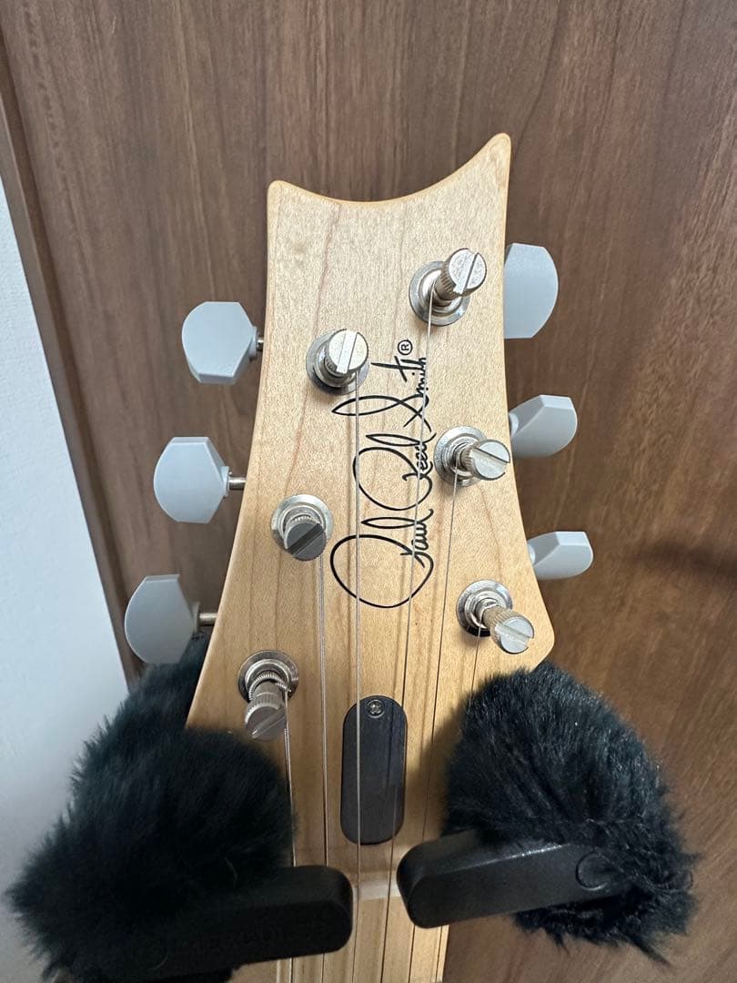 Silver Skyメイプル ラッカー ストラップ付