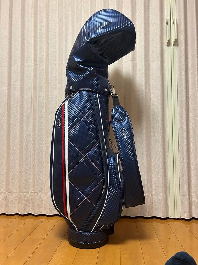 美品xxioキャディバッグ3Kg紺