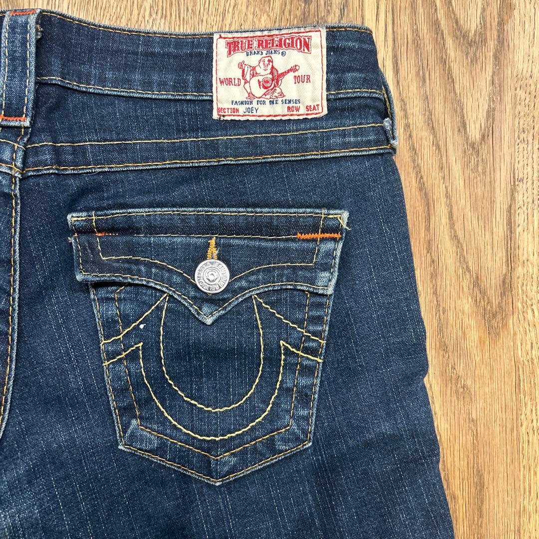 io着用TRUE RELIGION 28 フレアデニム