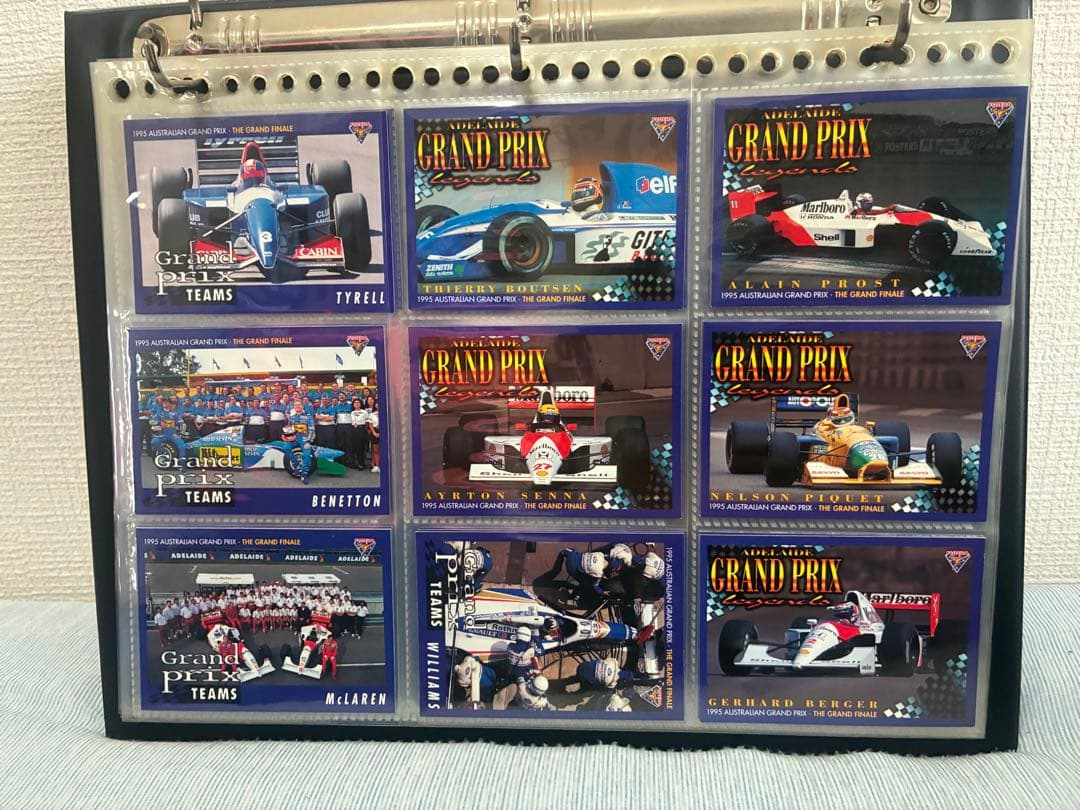 F1 Futera Grand Prix 145枚トレカ、カード入れバインダー付