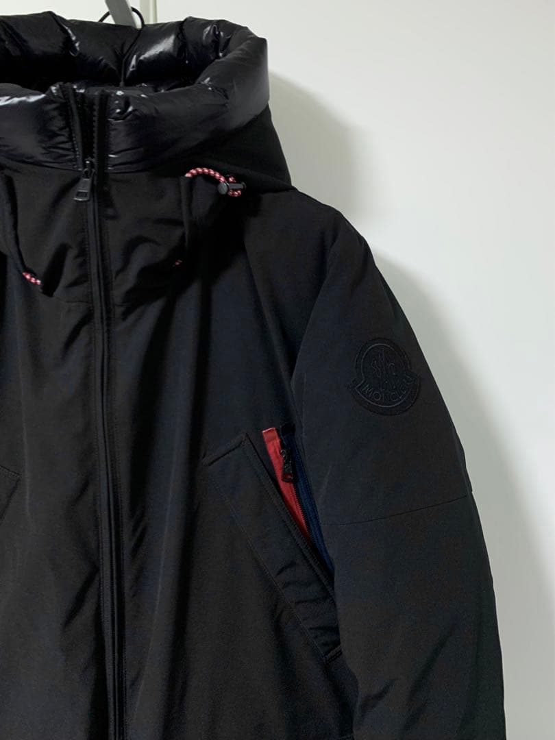 【極美品】即完売品✨MONCLER GENIUSライン✨ダウンジャケット