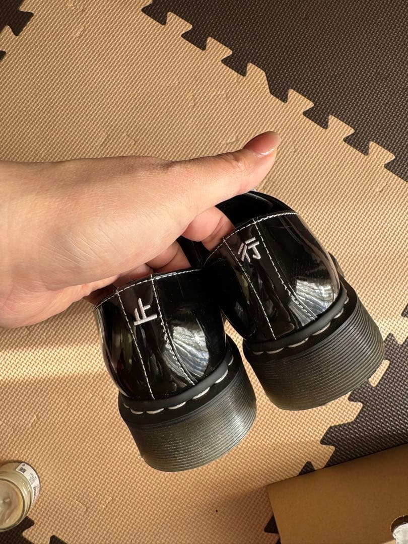 Dr.Martens ブラック/ホワイト 光沢仕上げ