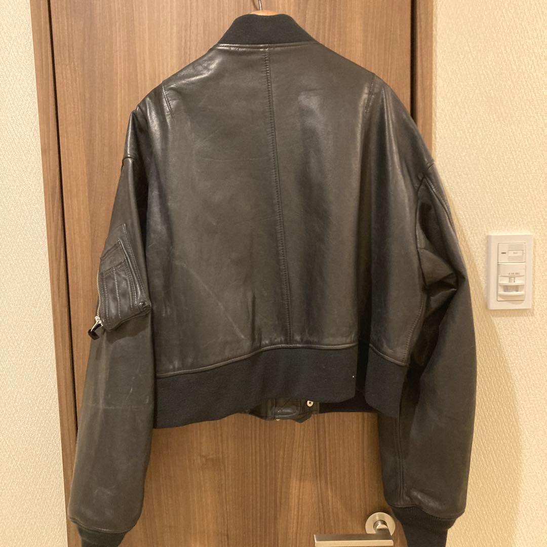 【Sisiiシシ】大草直子さんコラボ　L2-Bジャケット