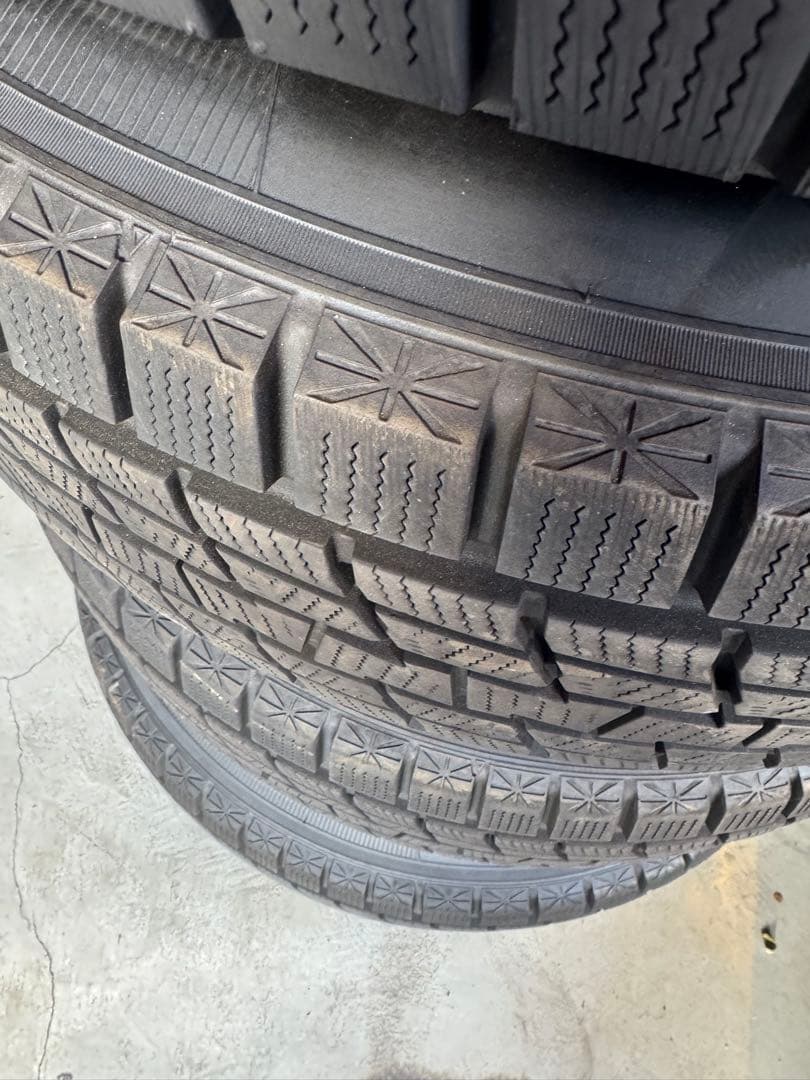 Goodyear スタッドレスタイヤ ホイールセット265/70R17