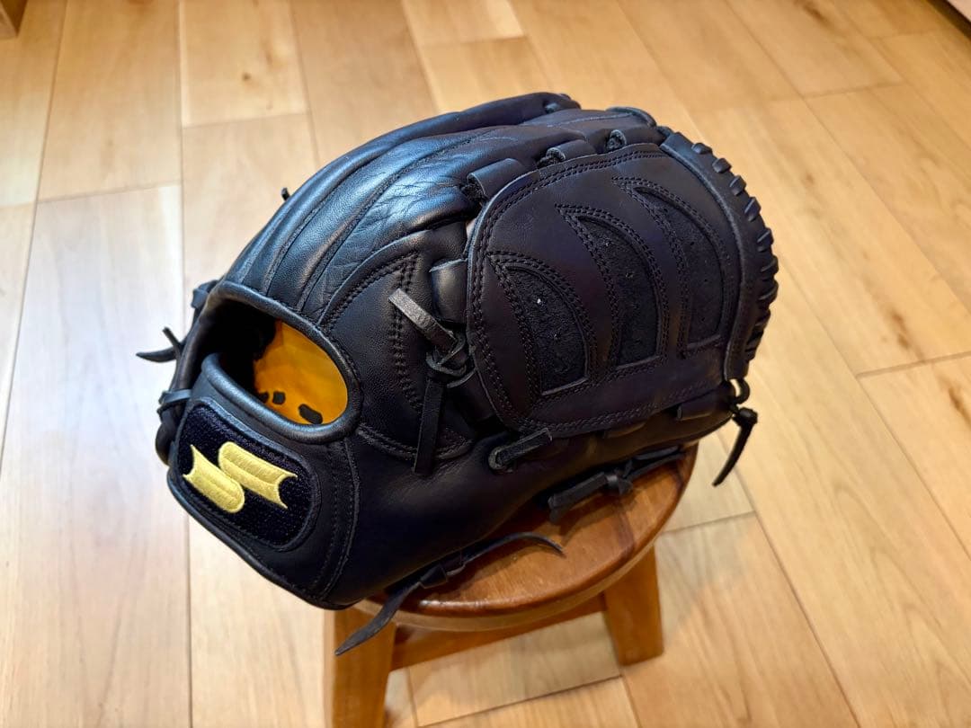 黒木知宏　モデル　軟式グラブ　投手用