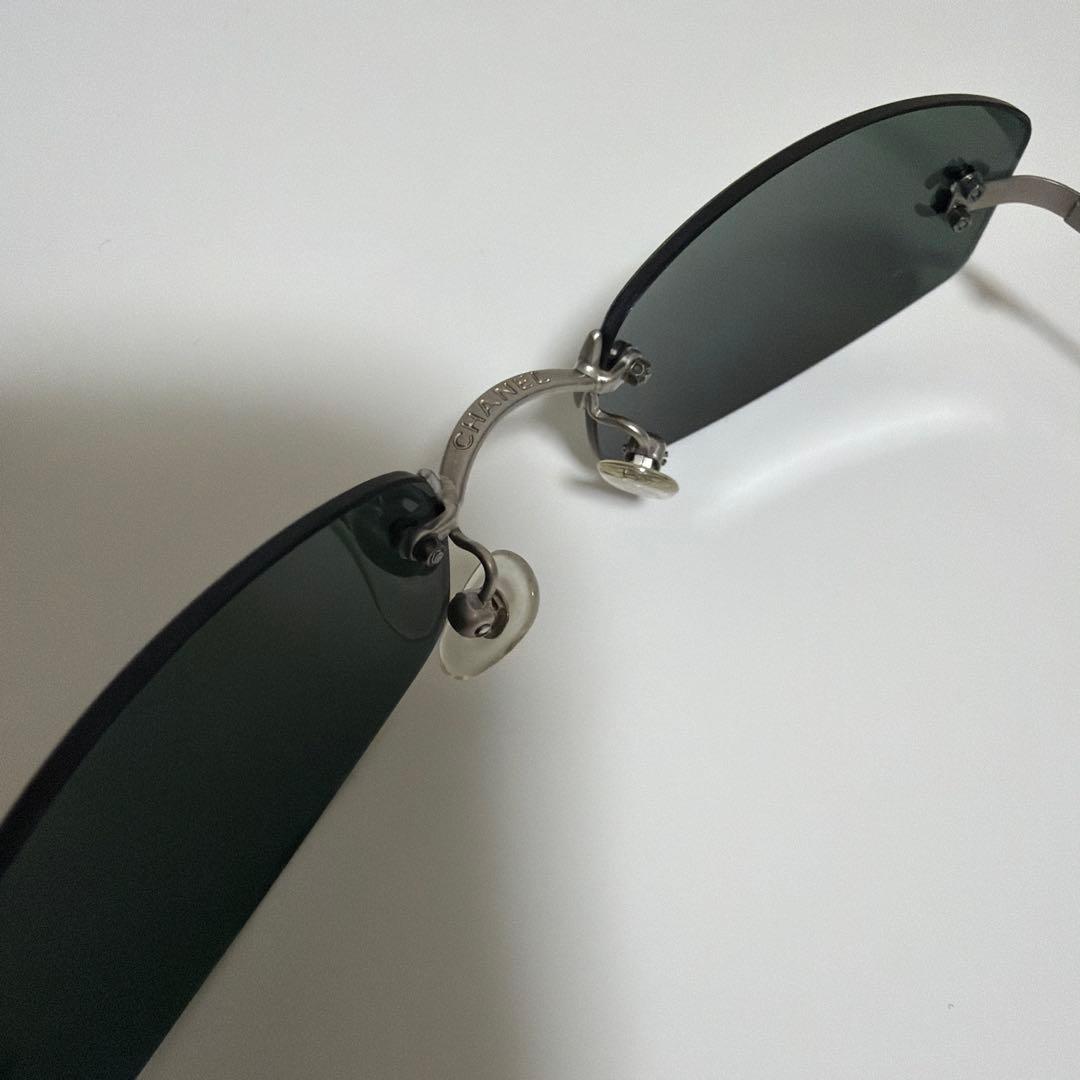 CHANEL ココマーク グレー サングラス　縁無し