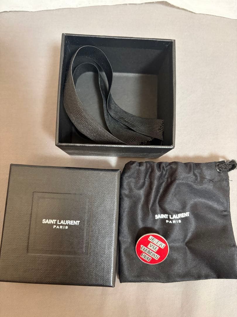 サンローランパリ 15AWシリーズ ピンバッジ　SAINT LAURENT