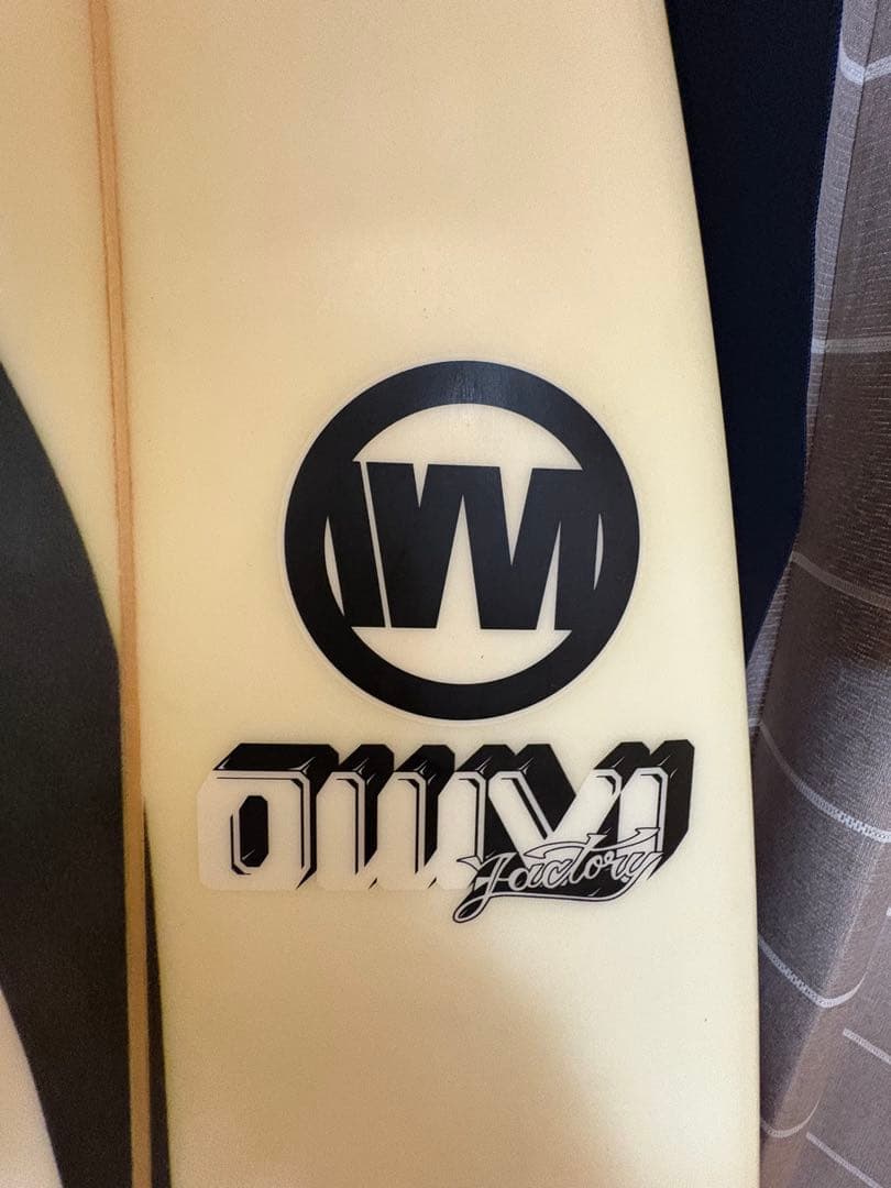 珍しい木梨さんのサーフボード５.11179センチぐらい幅47センチ厚み５.7