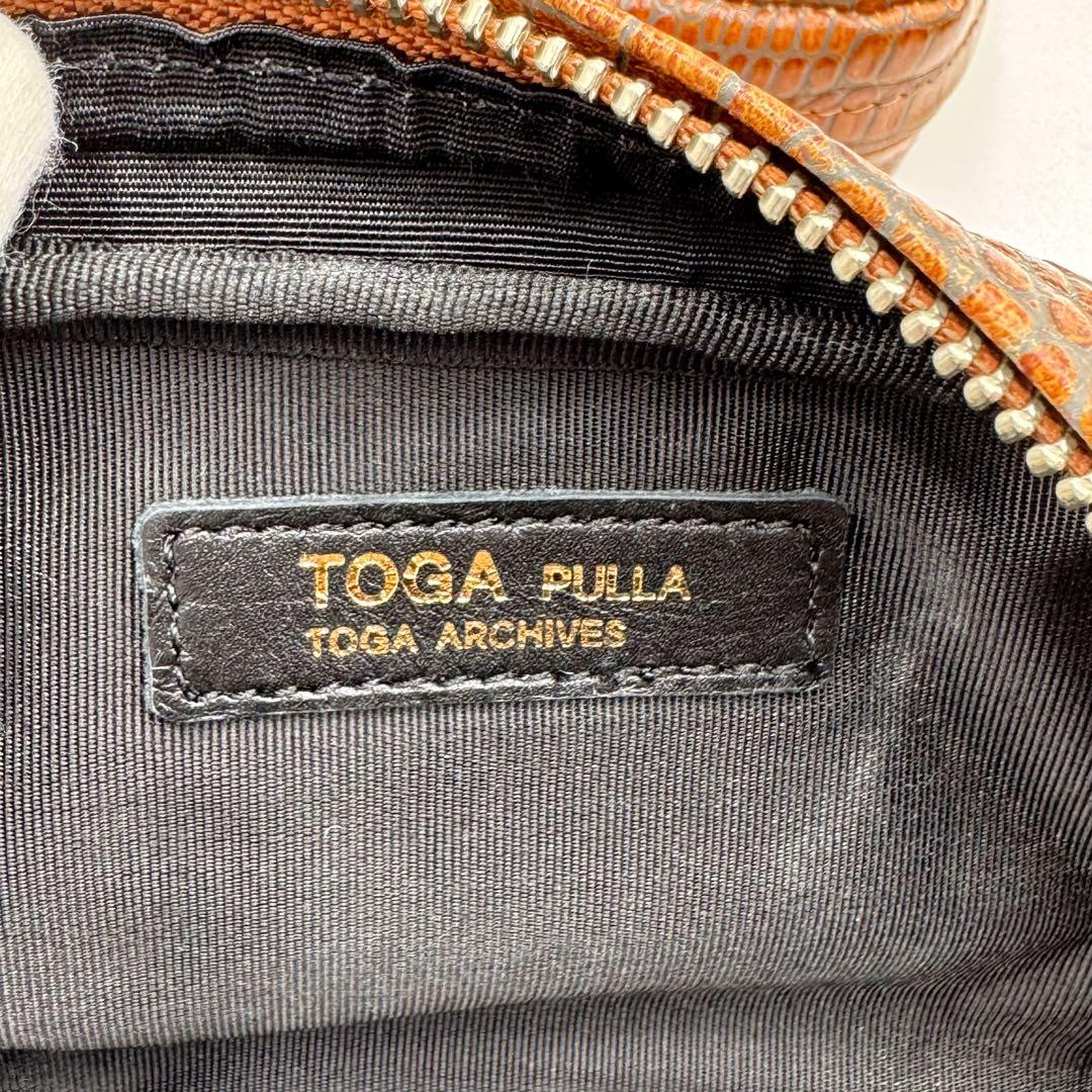 ✨未使用✨ TOGA PULLA トーガプルラ ボディーバッグ　メタルコンチョ