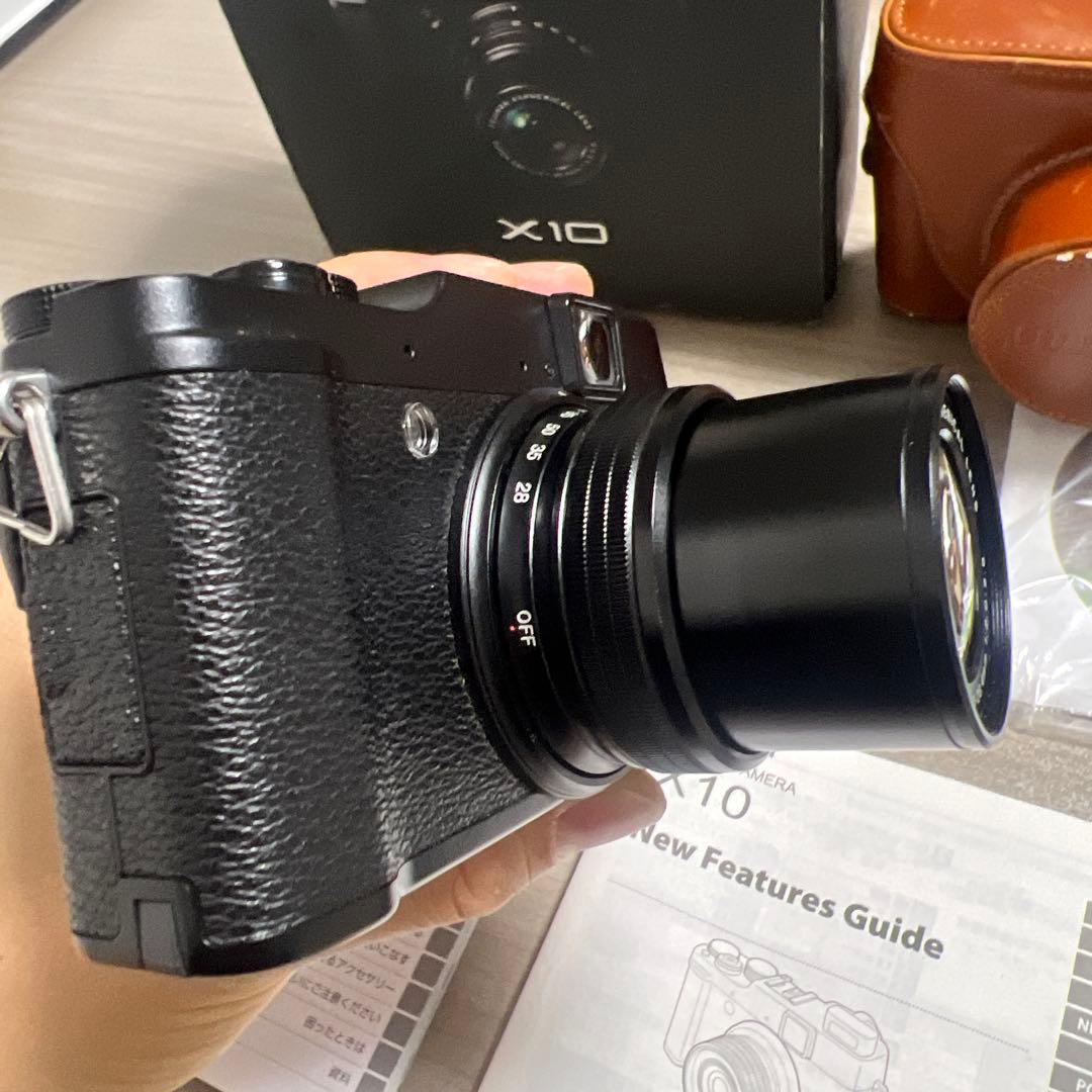 FUJIFILM X10 コンパクトデジタルカメラ