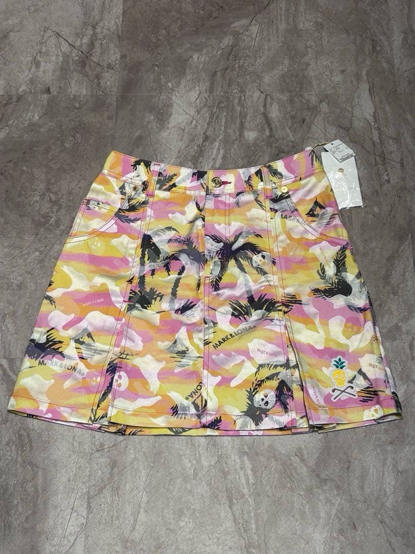 新品未使用品 マークアンドロナ ハワイ限定 インナー付きスカート