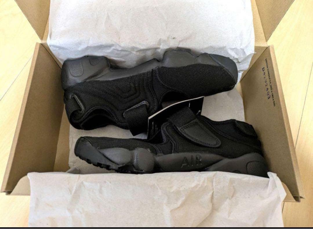 ナイキ エア リフト ブラック HF5389-001 24cm