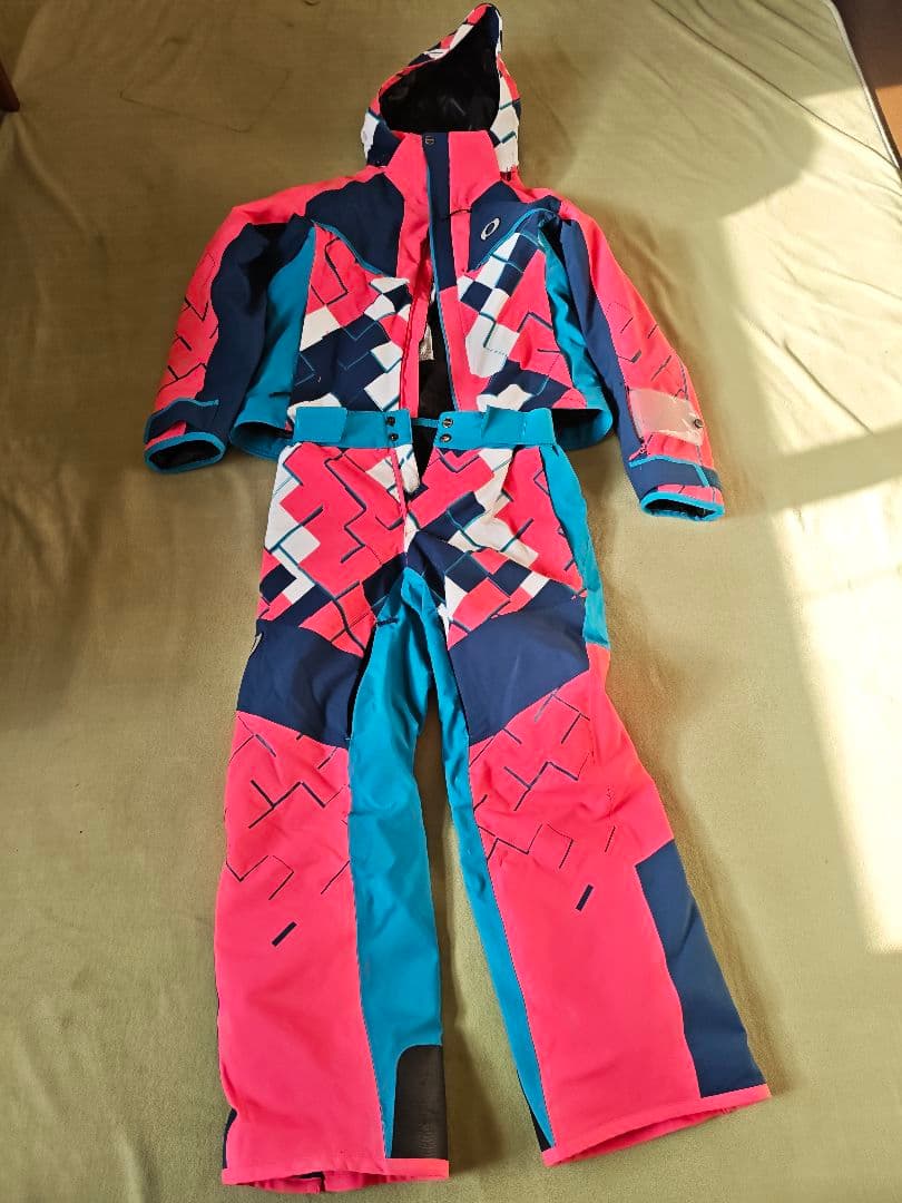 ONYONE　スキーウェア　ssサイズ