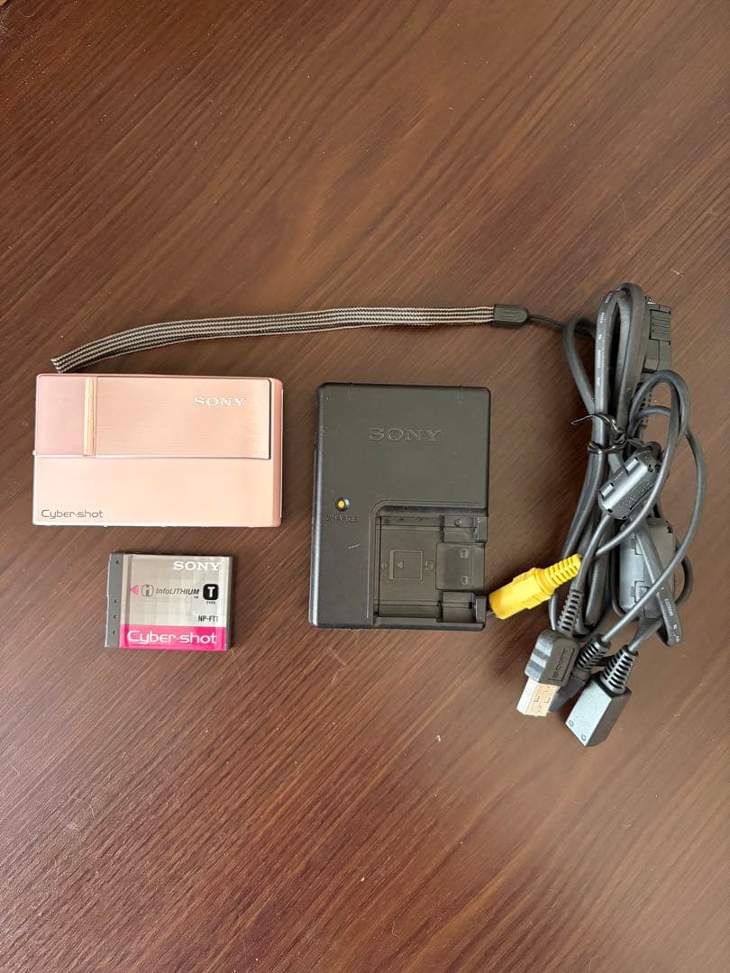【中古】SONY Cyber-Shot(サイバーショット) DSC-T10ピンク