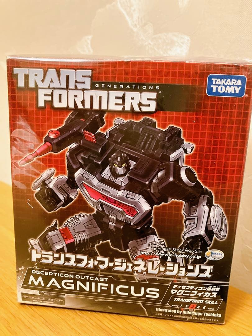 ☆レア☆トランスフォーマ ディセプティコン追放者 マグニフィカス