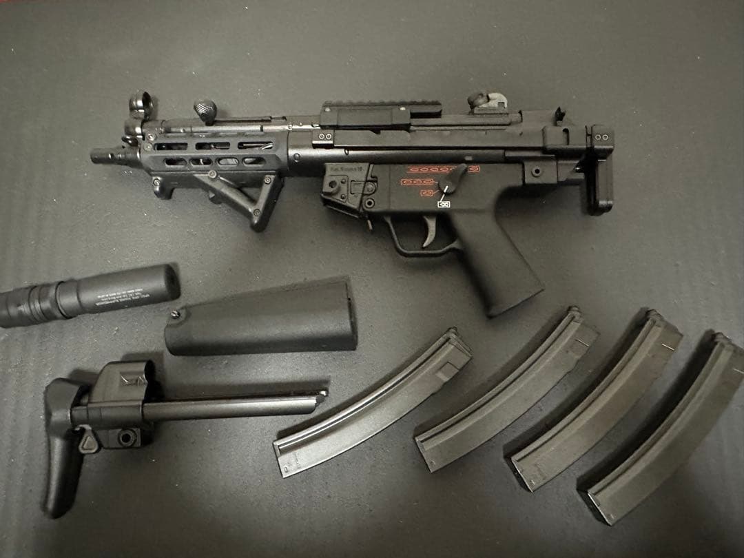 東京マルイ MP5 A5 次世代電動ガン【外装カスタム／中身はフルノーマル】