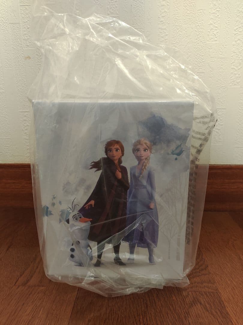 ◆アナと雪の女王　２　アナ　エルサ　オラフ　スノーグローブ　ディズニー
