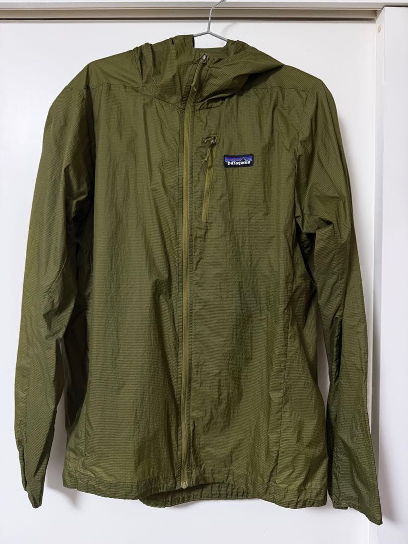 patagonia メンズ・フーディニ・ジャケット