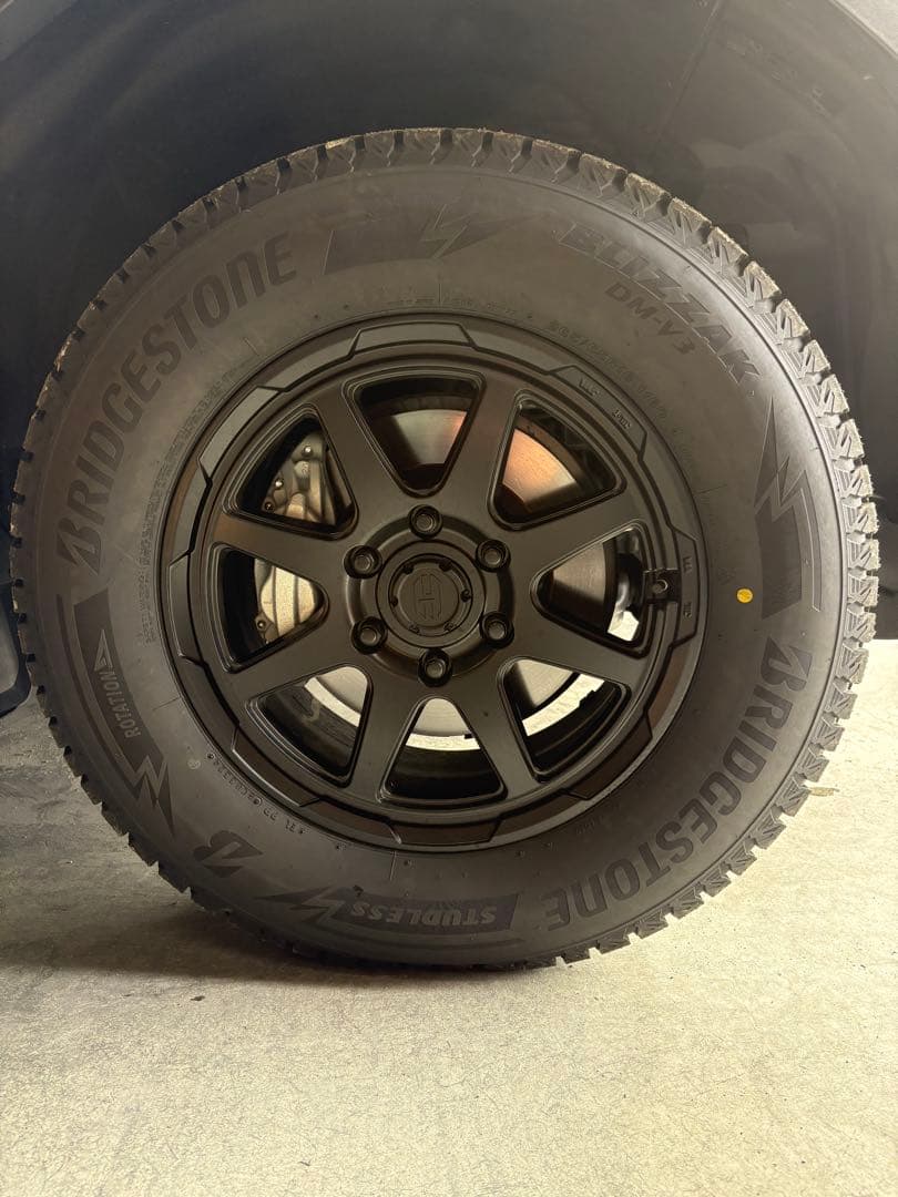 ランクル250 ブリヂストン ブリザックDM-V3 265/65/R18