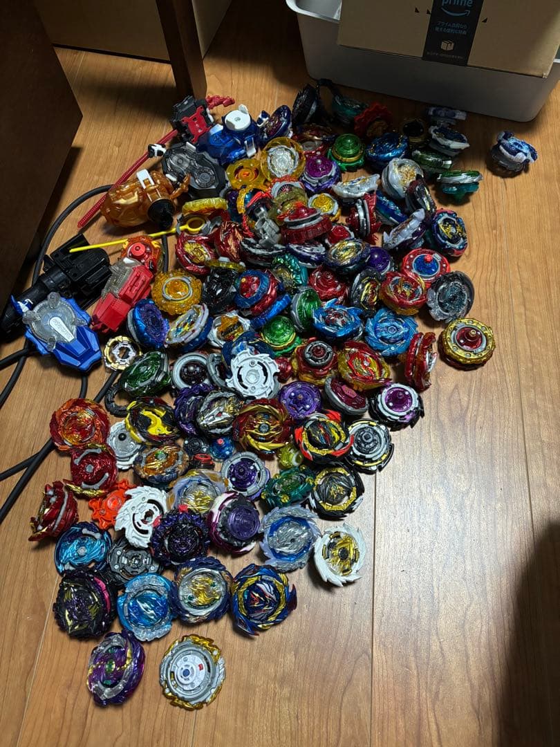 ベイブレードバーストセット　まとめ売り　レア複数　90個以上　beyblade