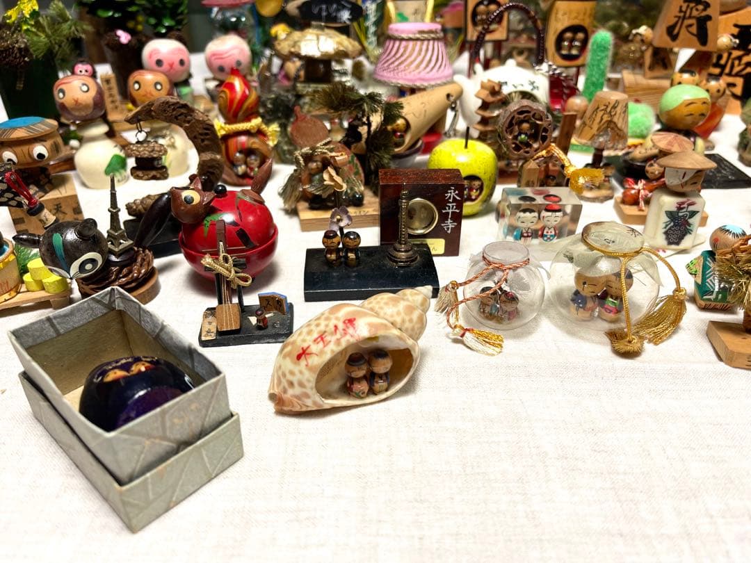 昭和の懐かしいものセット C　お土産こけし　豆こけし　まとめて　大量