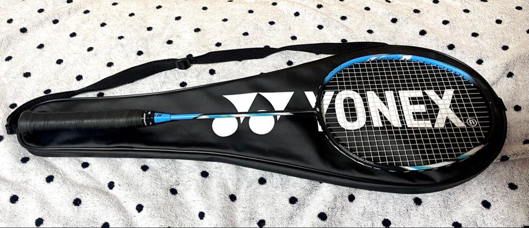 【美品】YONEX バドミントンバッグ バドミントンラケットケース付き ブラック