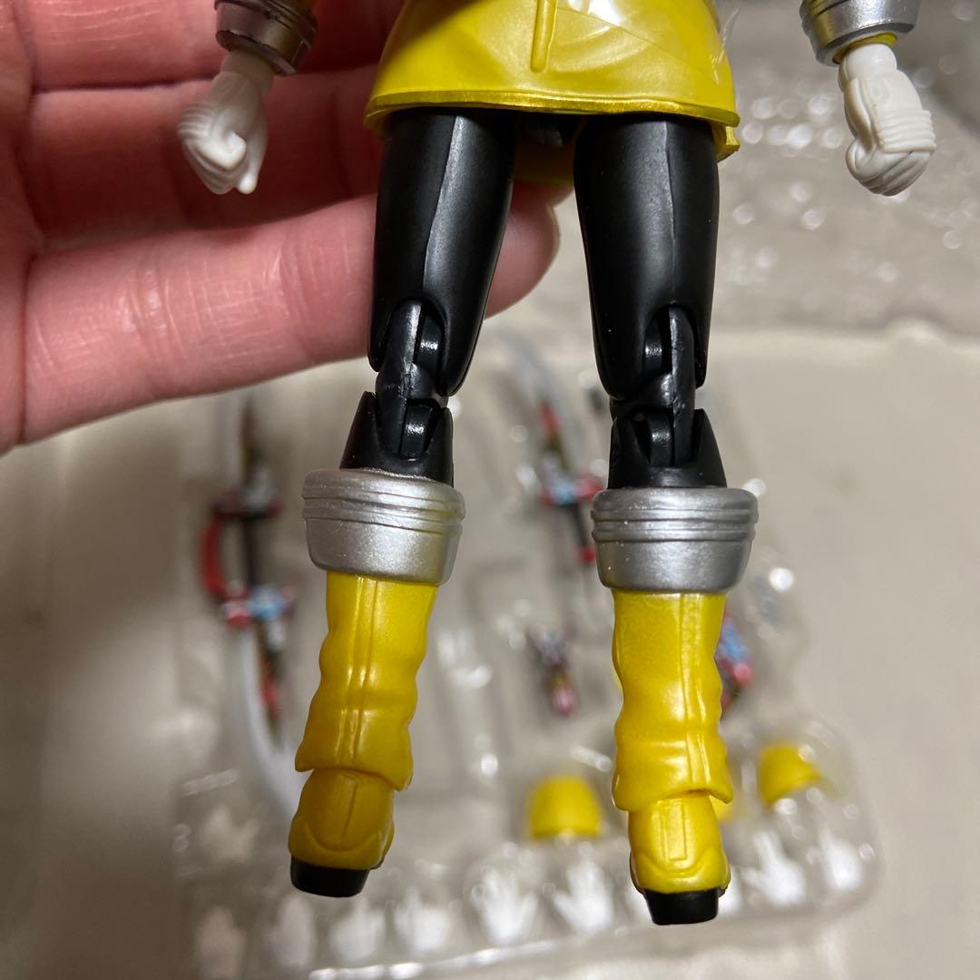 フィギュアーツ　ゴーカイジャー　ゴーカイピンク　ゴーカイイエロー