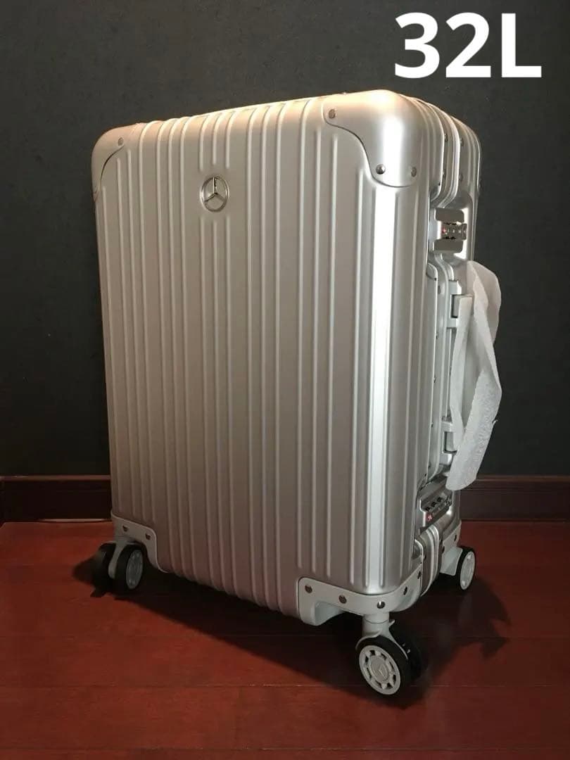 超希少⭐︎ 未使用　メルセデスベンツ アルミスーツケース　機内持込み　32L