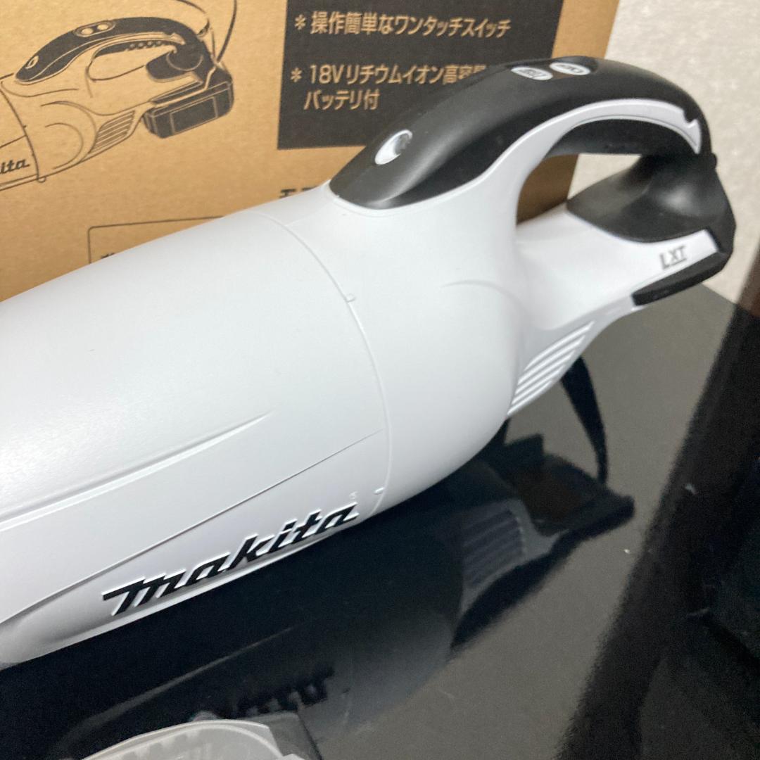 【新品】マキタ 充電式クリーナー CL181FDRFW 18V バッテリー付