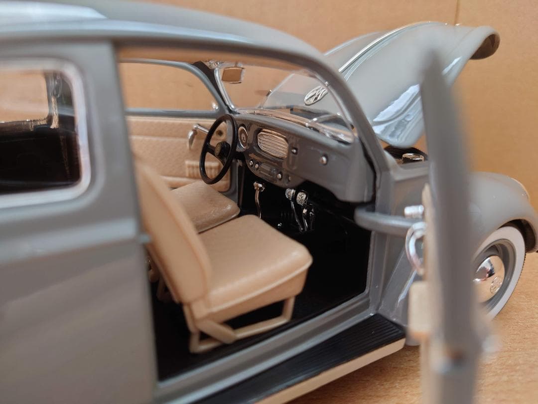 1/18 フォルクスワーゲン ビートル グレー VW BEETLE 1955