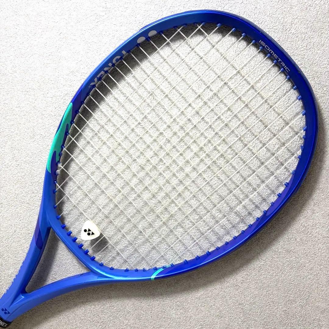 【美品】YONEX ヨネックス EZONE 100L 2025モデル　G2