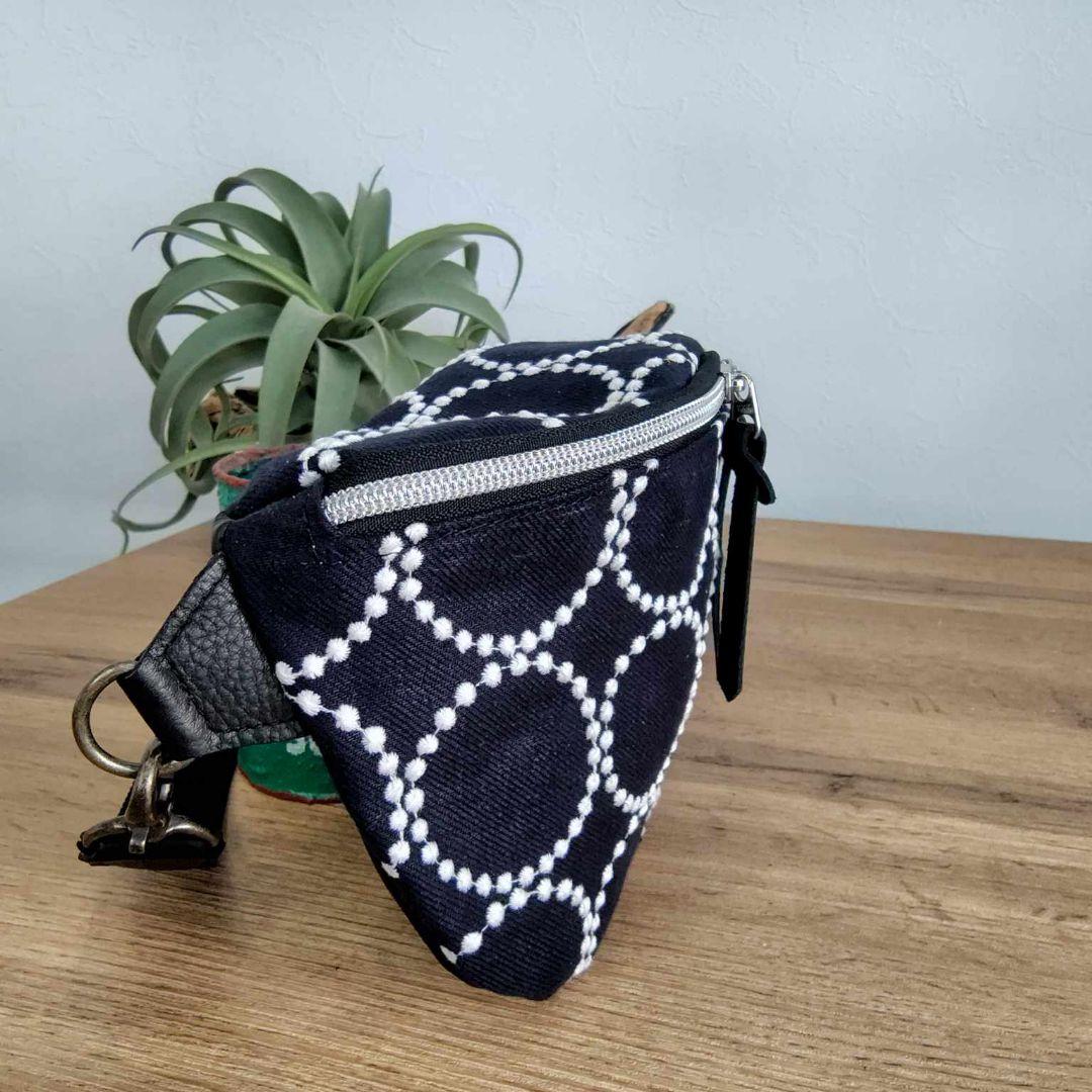 リ*ン様 ミナペルホネン/tambourine タンバリンネイビー×白/ボディー