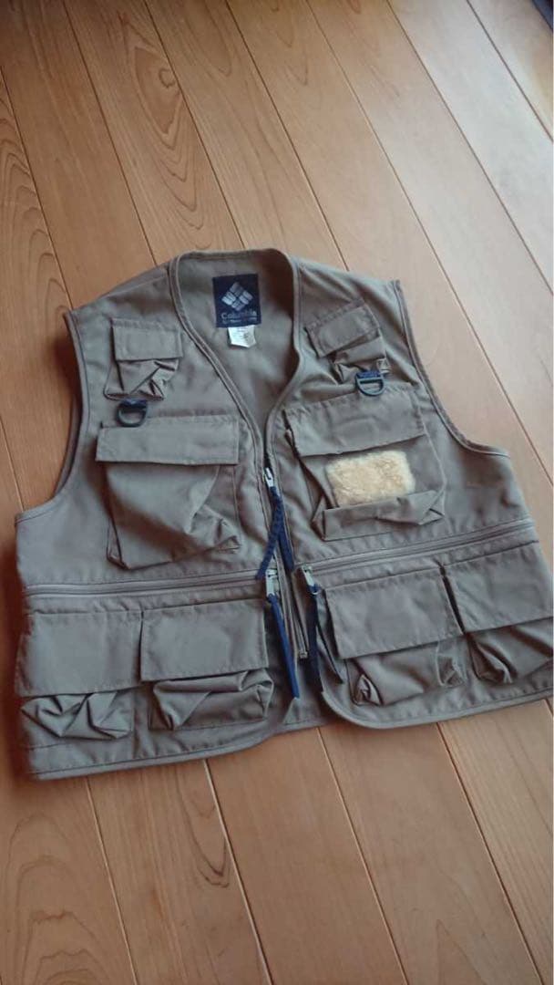 【サイズもデザイン希少】 四角いポケット コロンビア フィッシング ベスト S