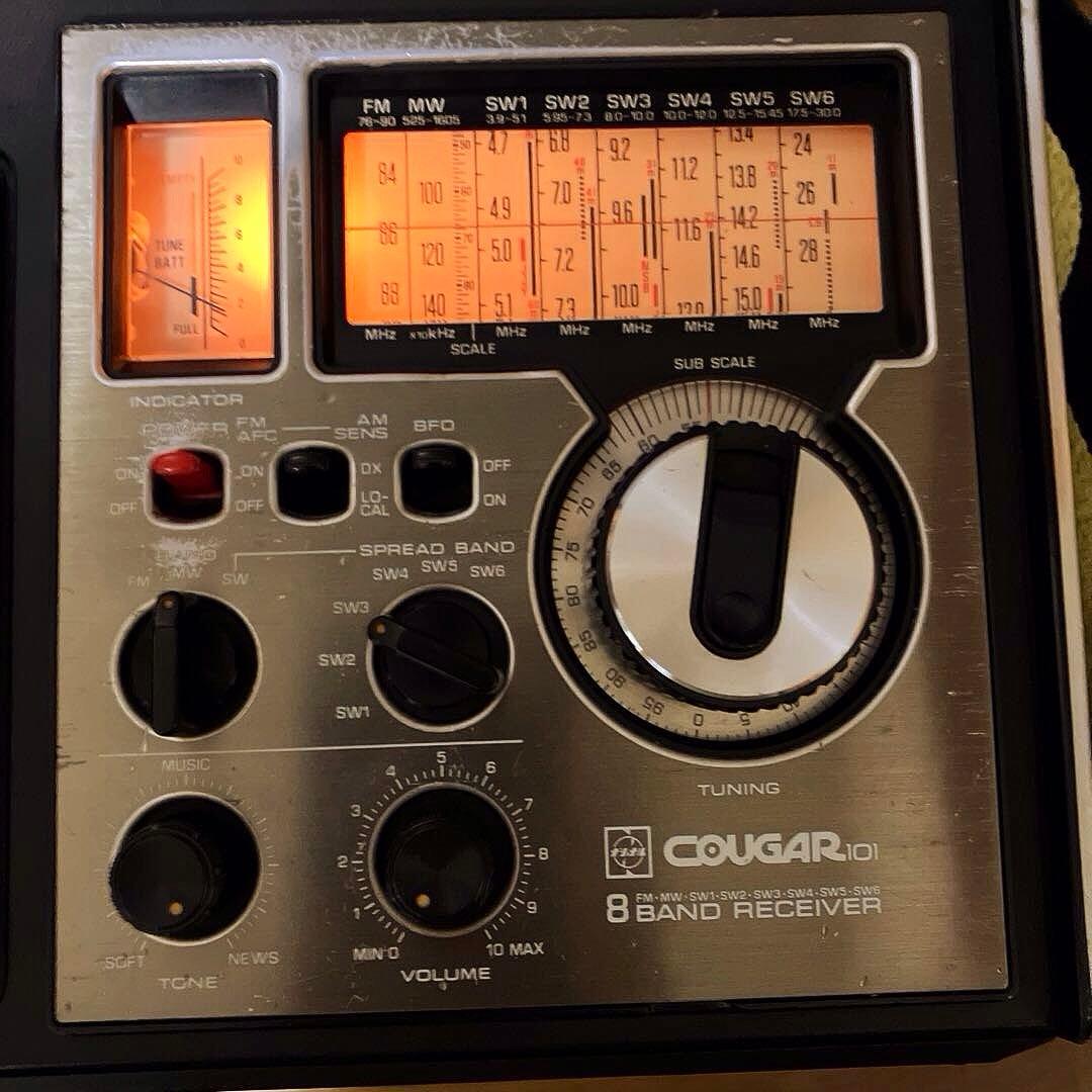 National クーガー101 と、再び始めるBCL雑誌セット