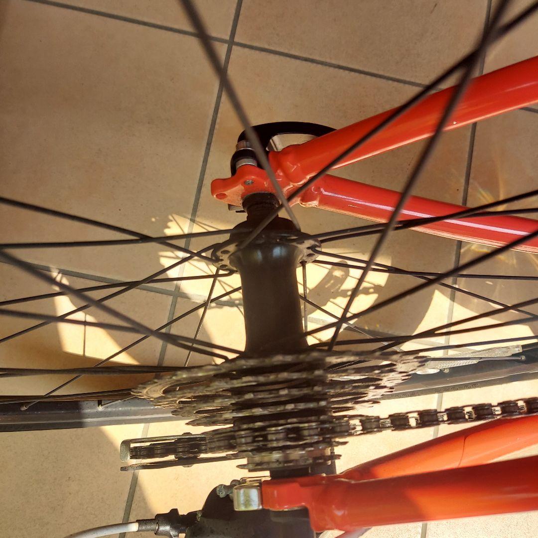 GIANT Liv　サーモンピンク色　クロスバイク 　700×30c