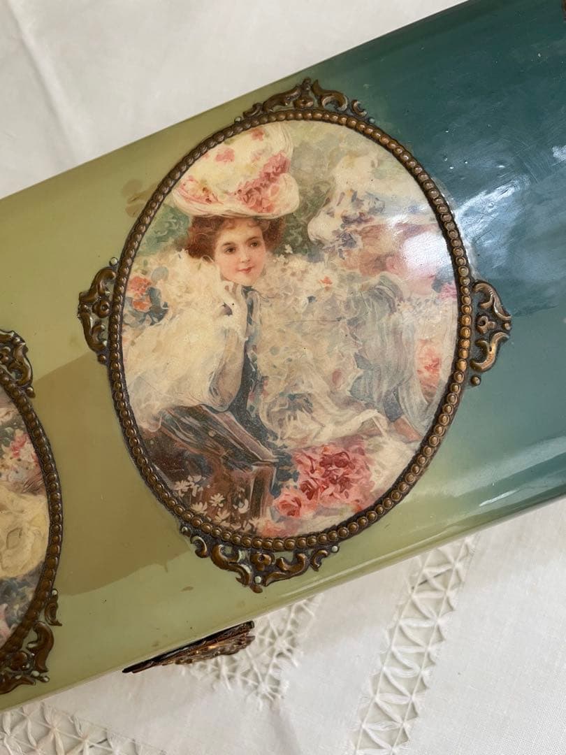 ♡アンティークビスクドール プレゼンテーションBOX♡