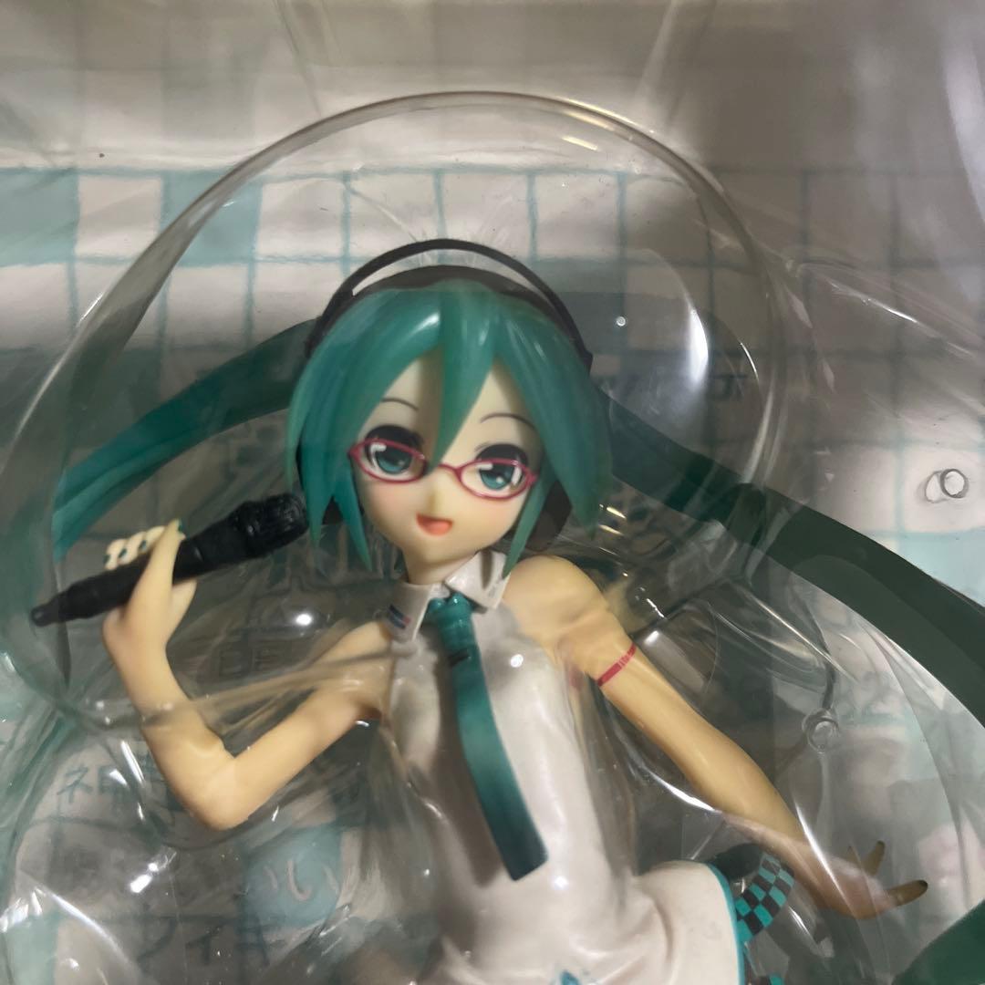 Lat式初音ミク　フィギュア【中古】