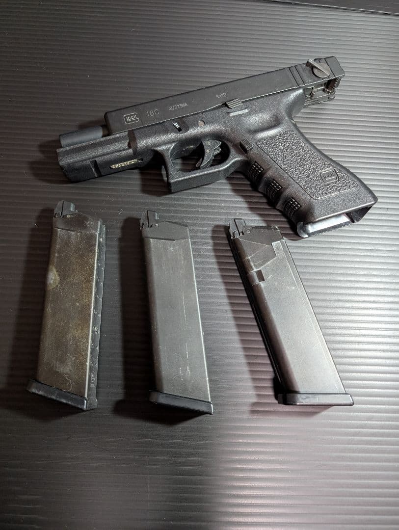 東京マルイ グロック18C マガジン3本付き