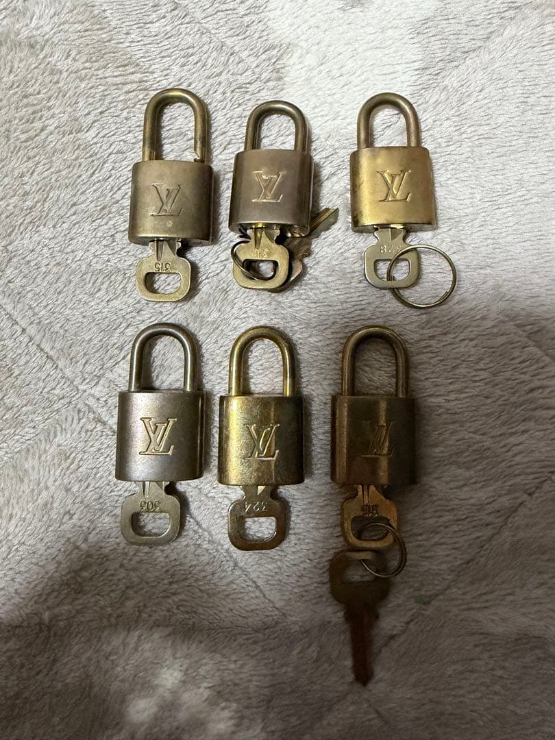 【鍵付き！即日発送！】ルイヴィトン カデナ 南京錠 パドロック 6点まとめ