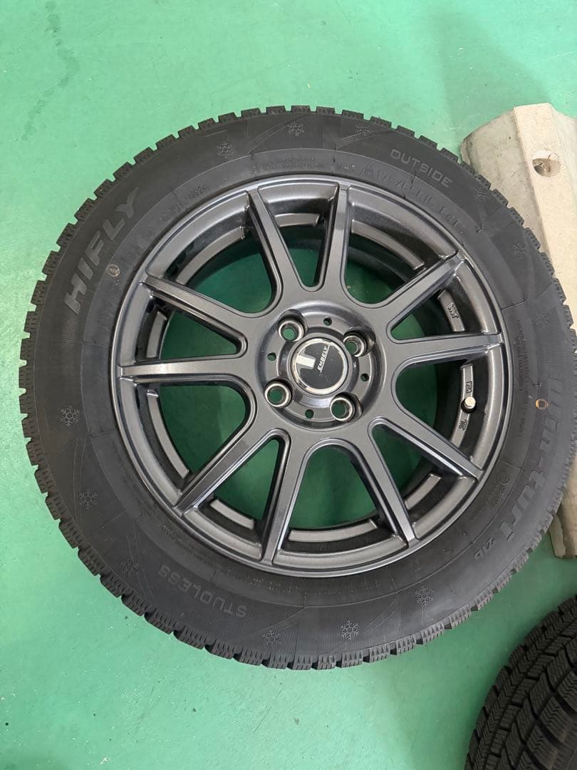 スタッドレスタイヤ+ホイール4本セットEMBELY HIFLY