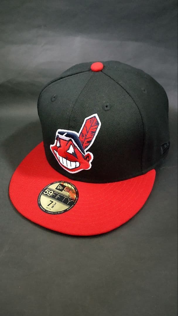 NewEraインディアンス ワフー酋長1995WSキャップブラックレッド3/8