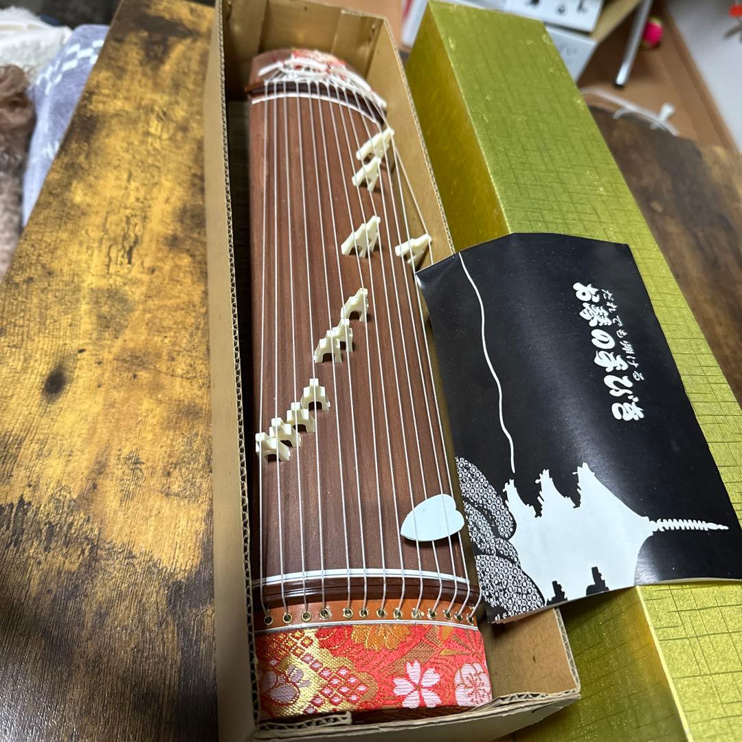 だれでも弾ける　お琴の手びき　ミニ琴