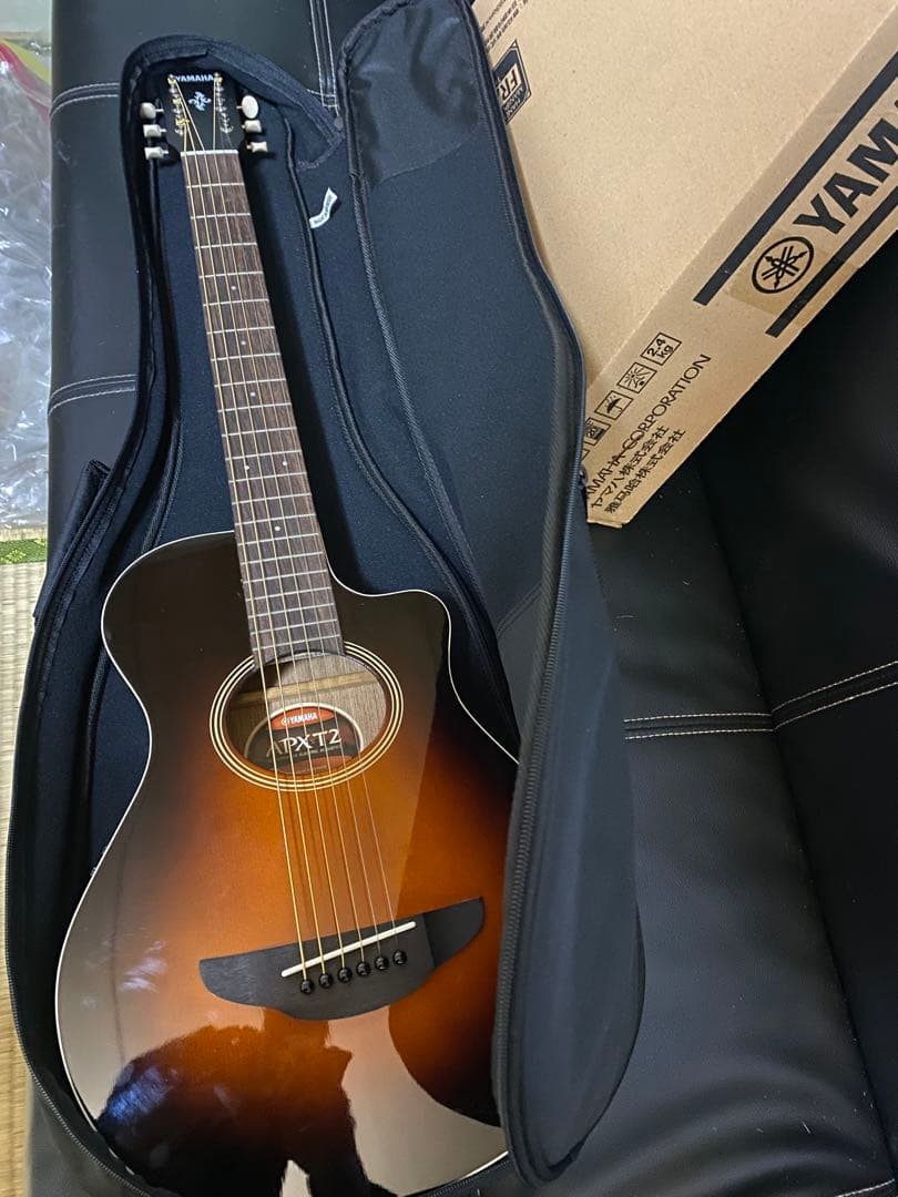 Yahama ギターエレアコギターハヤマケース付き箱もミニ,せっとで物がすいてる