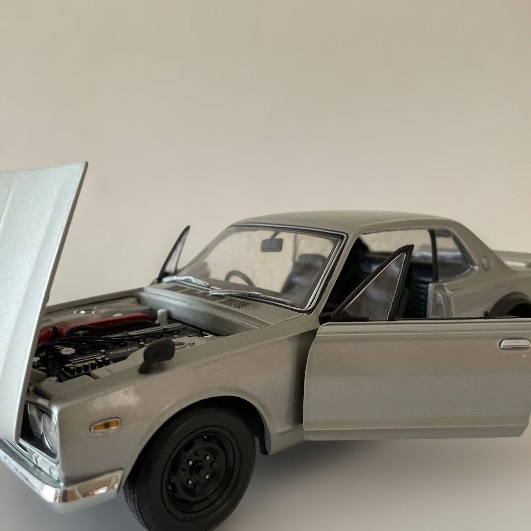 ミニカー　京商　1/18 スカイライン2000GTR