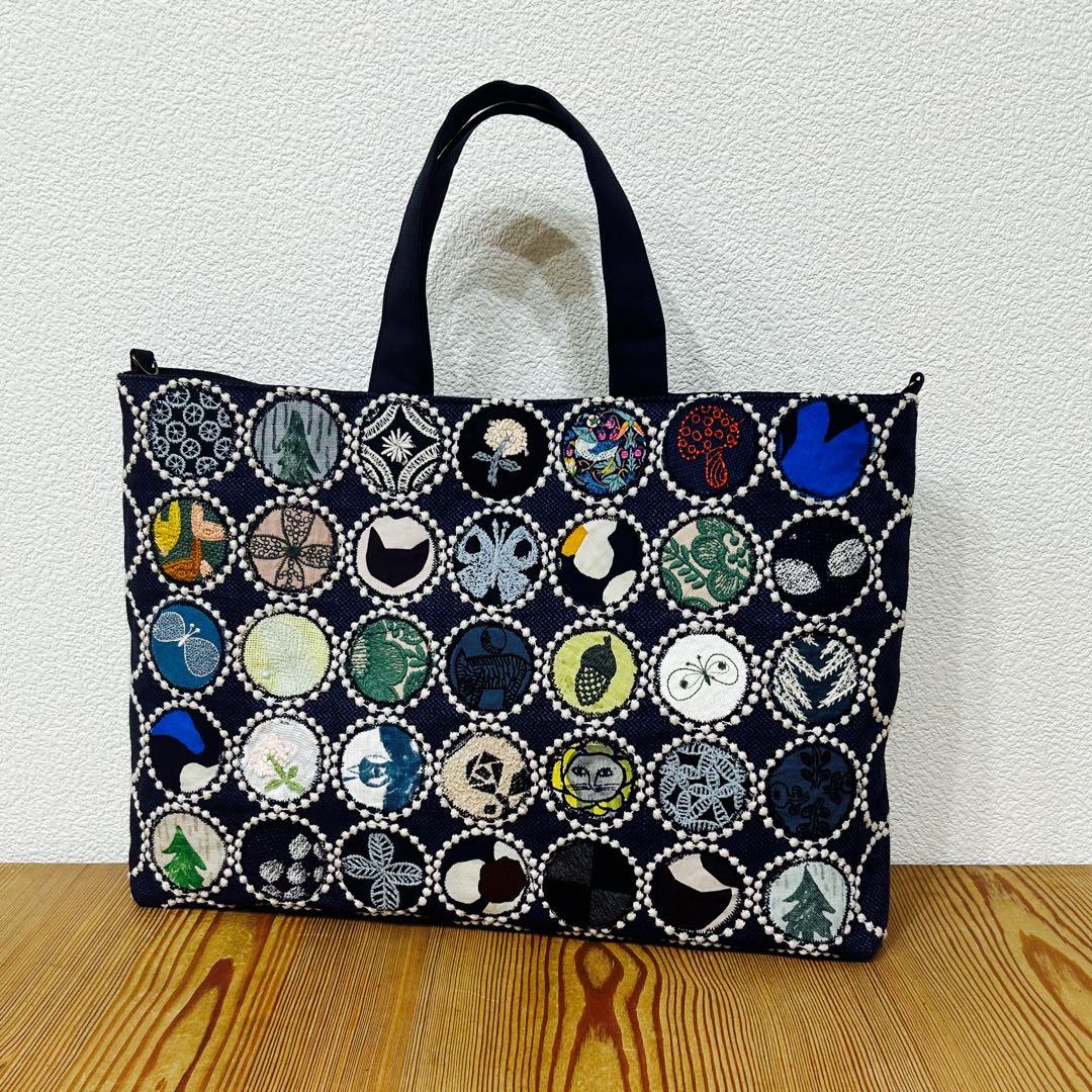 ハンドメイド　トートバッグ　ミナペルホネン　ネイビー+アップリケ