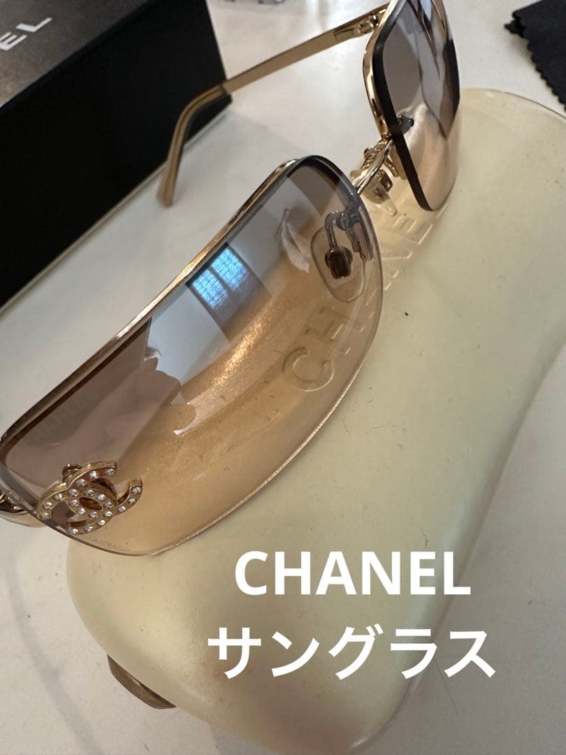 CHANEL リムレス　サングラス