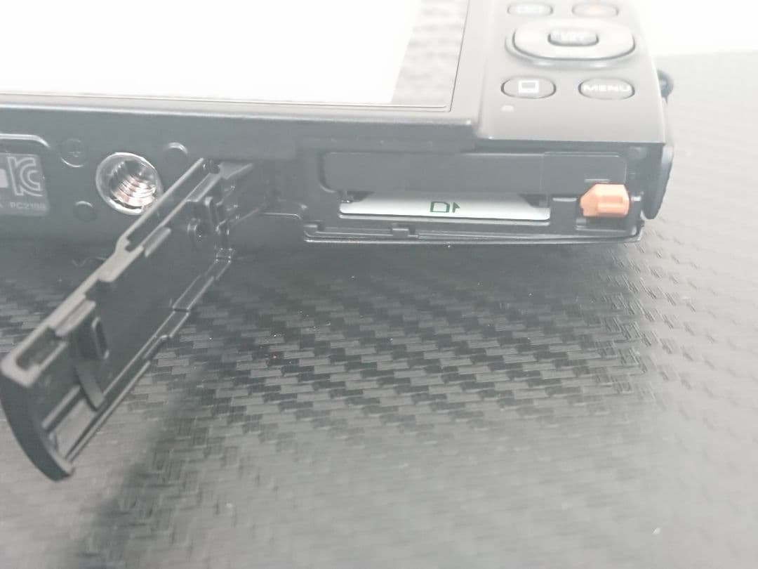 B みゆ【通電確認済】 Canon IXY 640 デジタルカメラ