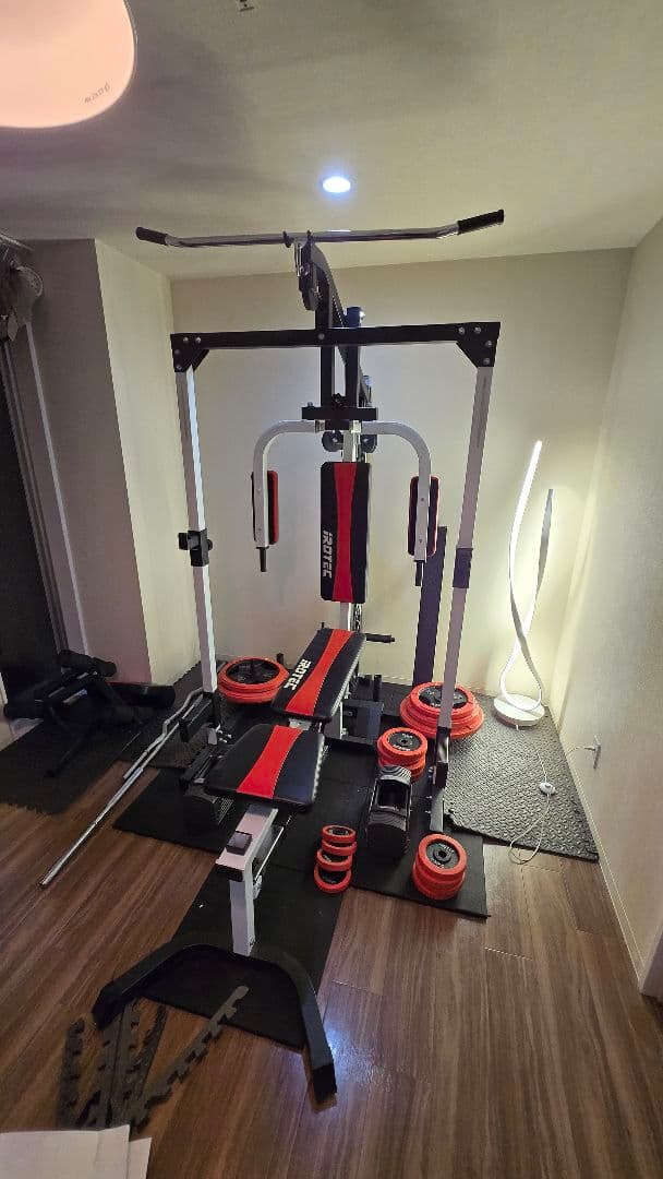 アイロテック　マルチビルダーステーション140、可変式ダンベル、フロアマット