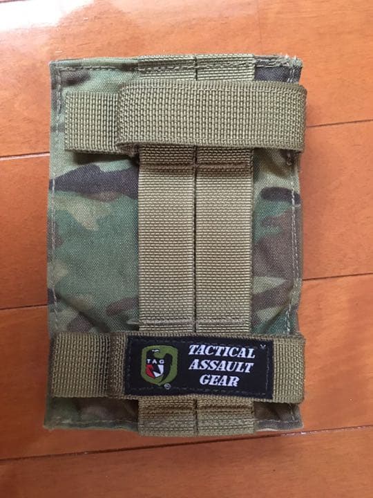 TAG トリプルピストルマグポーチ マルチカム 実物